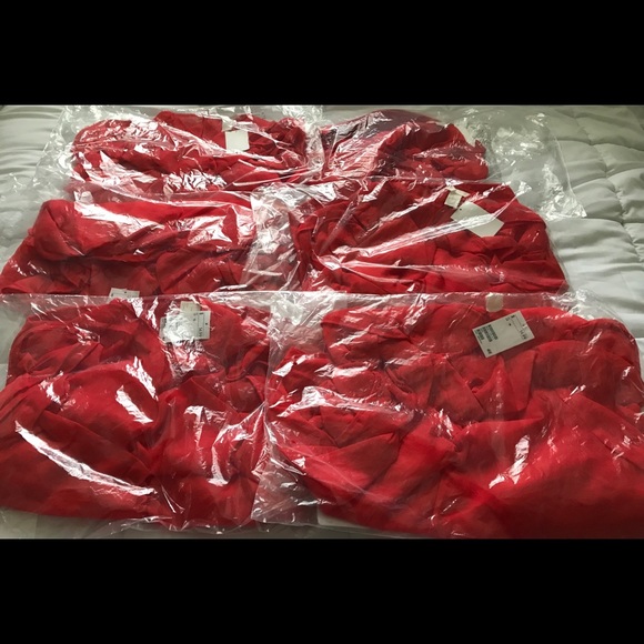 ✨ONLY 1 LEFT!✨NEW H&M Blouse in Multiple Sizes! - Picture 5 of 5